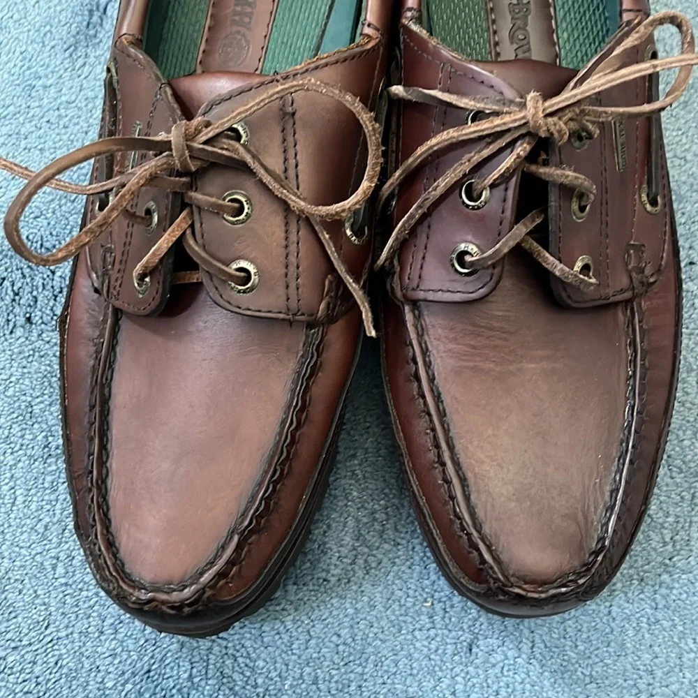 NWOB! Men’s HHB Brown All leather waterproof docksiders. Size 11.5 Narrow Brown